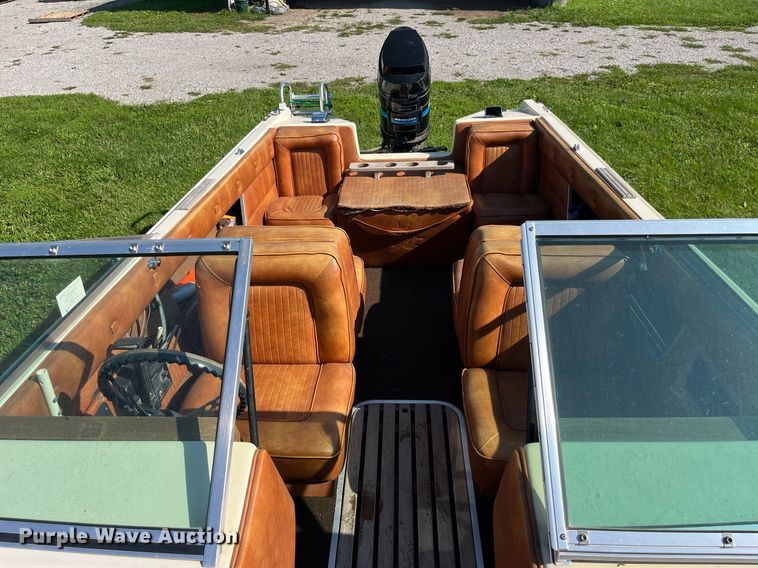 image for item MG9417 1982 MarkTwain Mark 175  boat