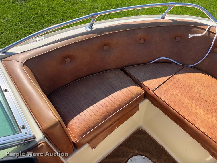 image for item MG9417 1982 MarkTwain Mark 175  boat