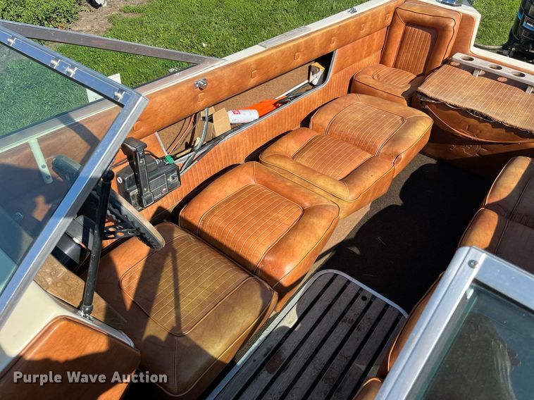 image for item MG9417 1982 MarkTwain Mark 175  boat