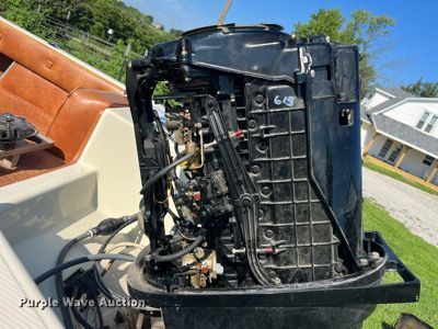 image for item MG9417 1982 MarkTwain Mark 175  boat