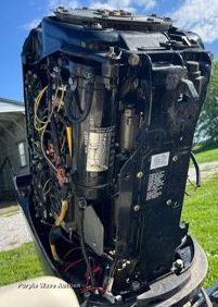 image for item MG9417 1982 MarkTwain Mark 175  boat