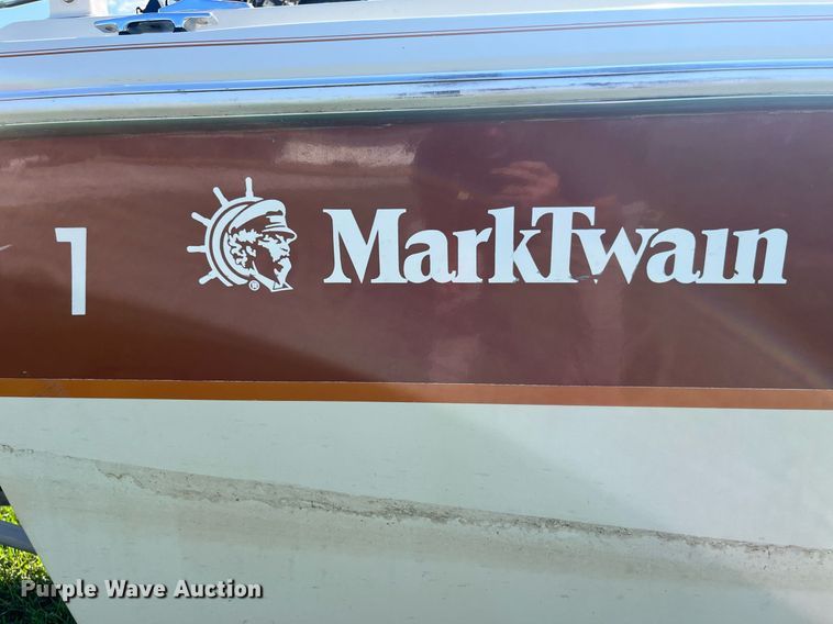 image for item MG9417 1982 MarkTwain Mark 175  boat