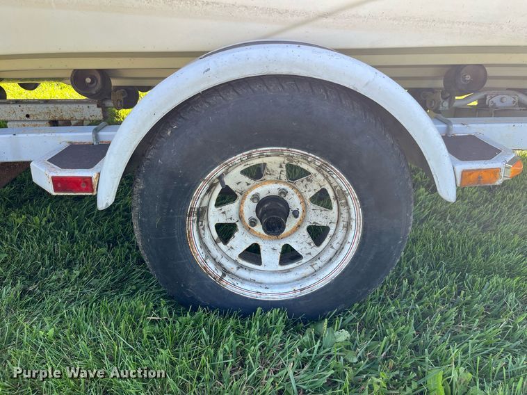 image for item MG9417 1982 MarkTwain Mark 175  boat