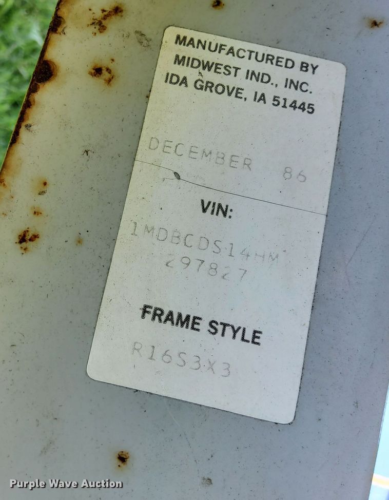 image for item MG9417 1982 MarkTwain Mark 175  boat