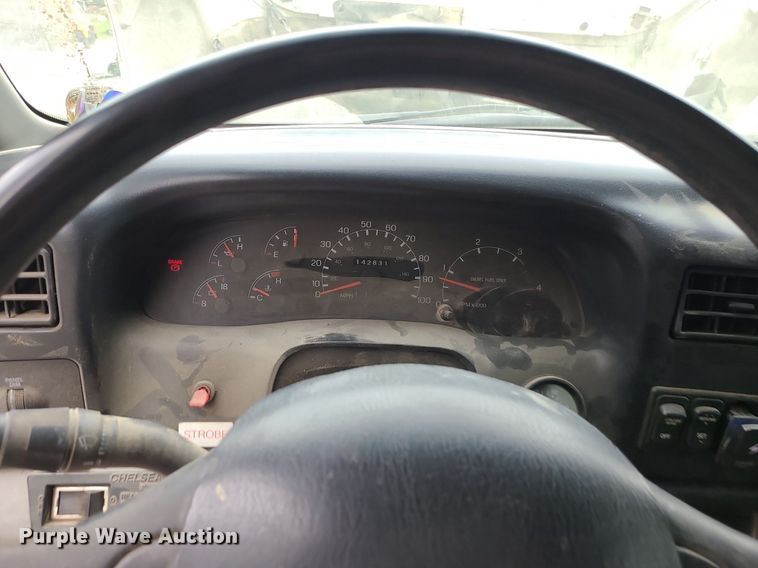 image for item MG9658 2004 Ford F750 Super Duty  utility / service truck