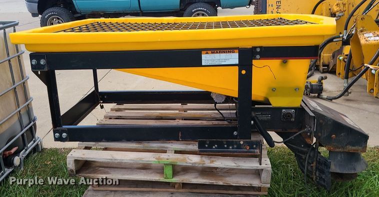 image for item MG9728 SnowEx SP-3000  salt spreader
