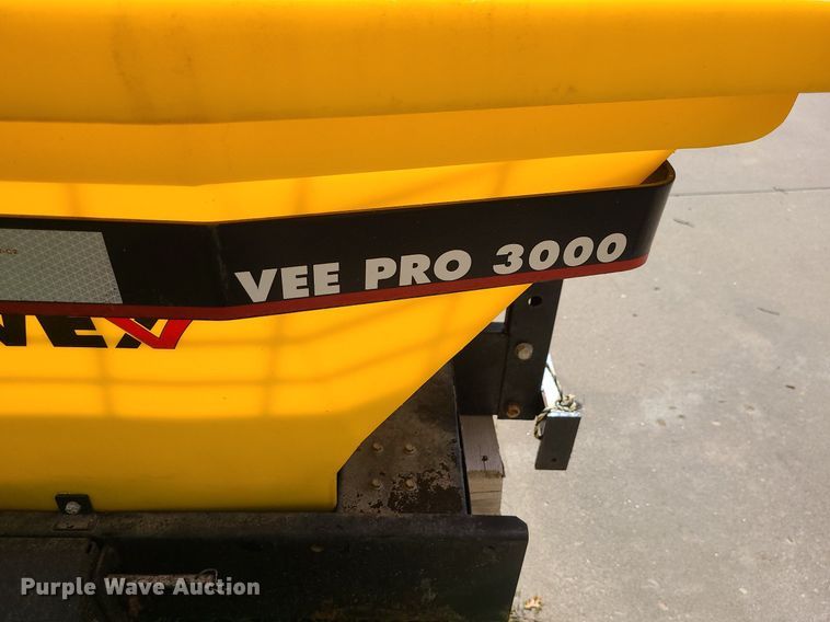 image for item MG9728 SnowEx SP-3000  salt spreader