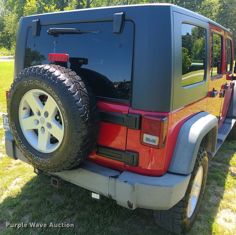 image for item MG9730 2008 Jeep Wrangler Unlimited  SUV