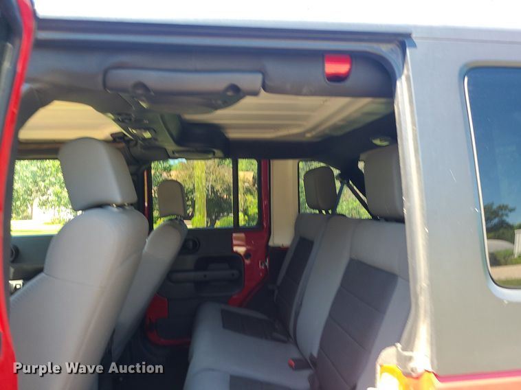 image for item MG9730 2008 Jeep Wrangler Unlimited  SUV