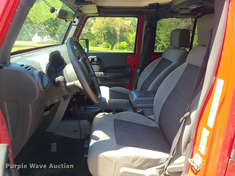 image for item MG9730 2008 Jeep Wrangler Unlimited  SUV