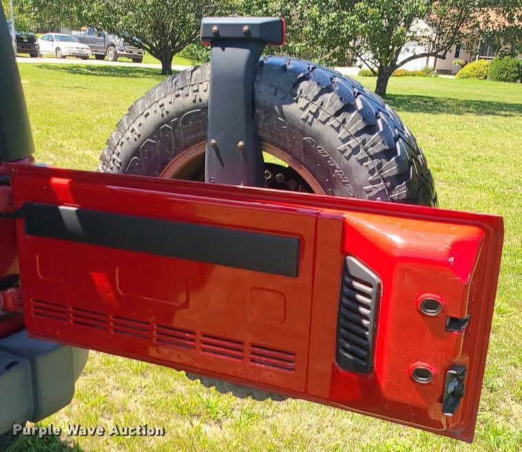 image for item MG9730 2008 Jeep Wrangler Unlimited  SUV