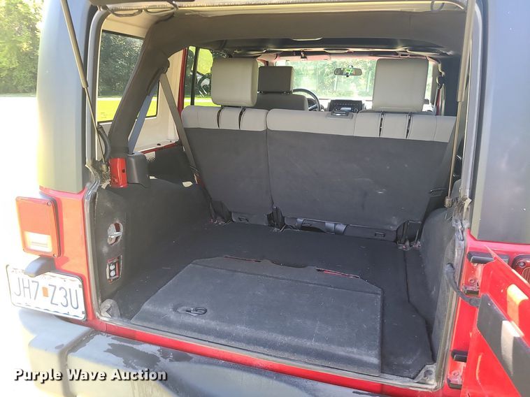 image for item MG9730 2008 Jeep Wrangler Unlimited  SUV