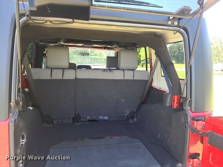 image for item MG9730 2008 Jeep Wrangler Unlimited  SUV