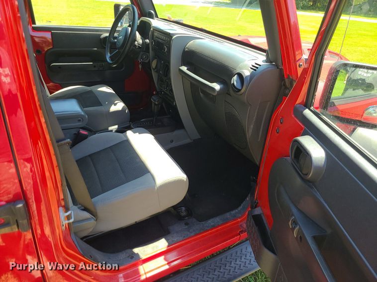 image for item MG9730 2008 Jeep Wrangler Unlimited  SUV