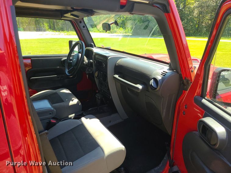 image for item MG9730 2008 Jeep Wrangler Unlimited  SUV