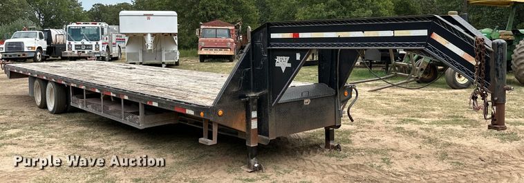 image for item ML9103 2007 PJ  flatbed trailer