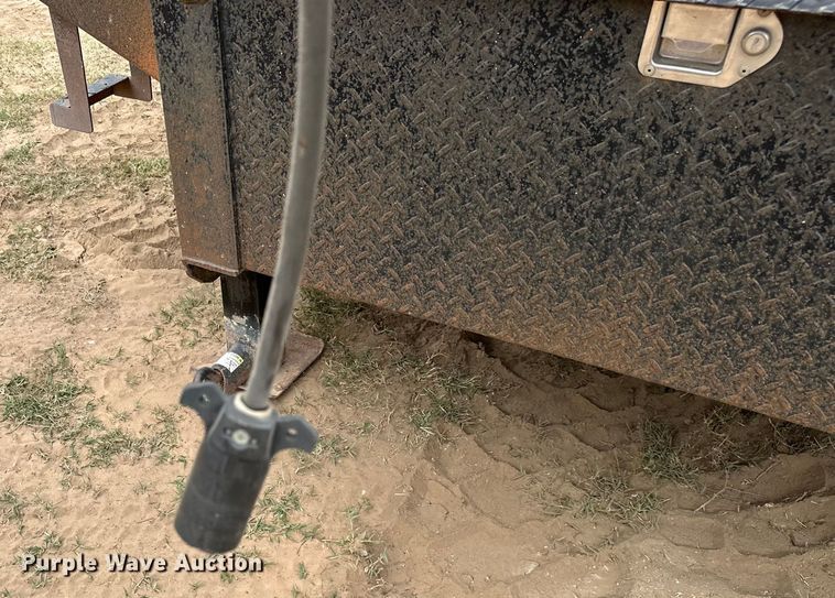 image for item ML9103 2007 PJ  flatbed trailer