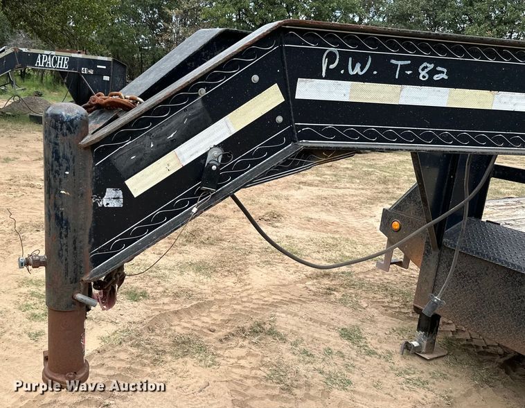 image for item ML9103 2007 PJ  flatbed trailer
