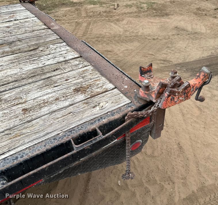 image for item ML9103 2007 PJ  flatbed trailer