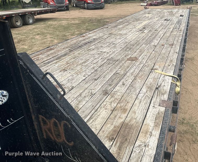 image for item ML9103 2007 PJ  flatbed trailer