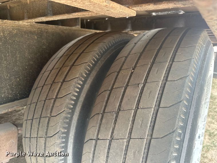 image for item ML9103 2007 PJ  flatbed trailer