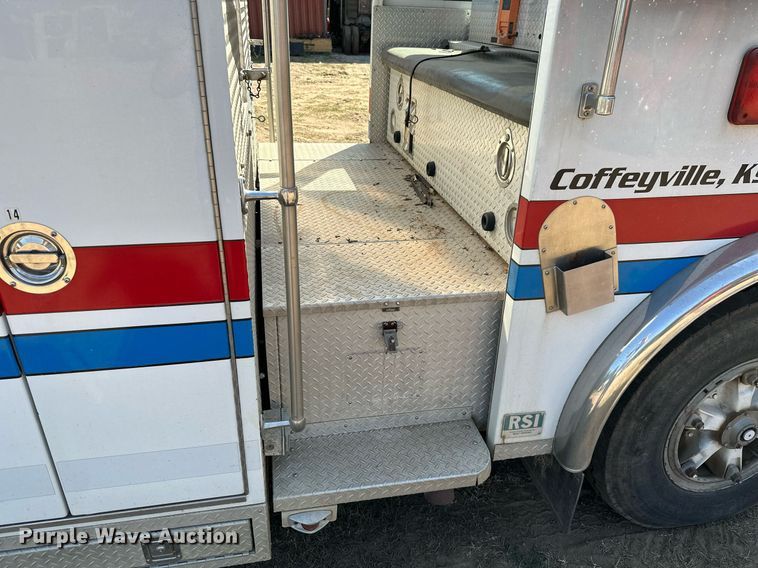 image for item ML9108 1985 Mack MC686FC  rescue vehicle