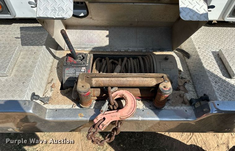 image for item ML9108 1985 Mack MC686FC  rescue vehicle