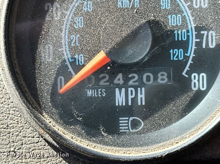 image for item ML9108 1985 Mack MC686FC  rescue vehicle