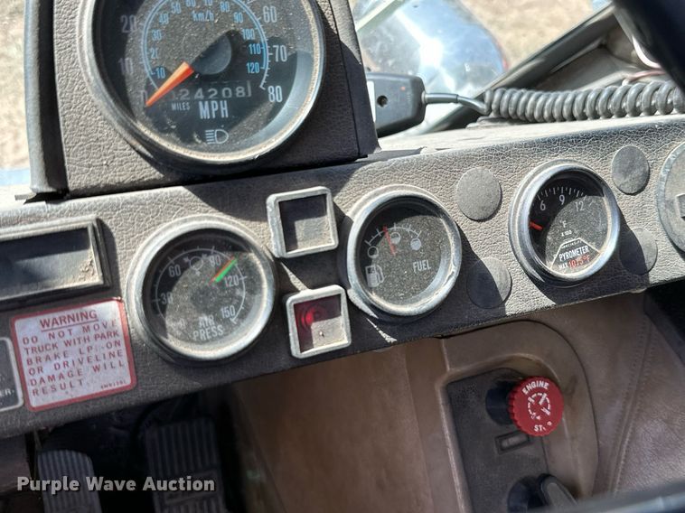 image for item ML9108 1985 Mack MC686FC  rescue vehicle