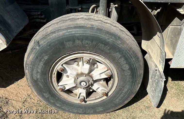 image for item ML9108 1985 Mack MC686FC  rescue vehicle