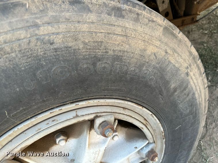 image for item ML9108 1985 Mack MC686FC  rescue vehicle