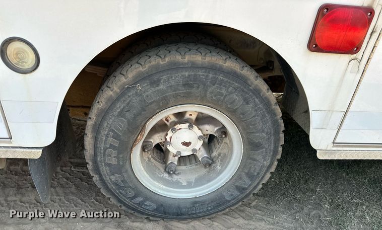 image for item ML9108 1985 Mack MC686FC  rescue vehicle