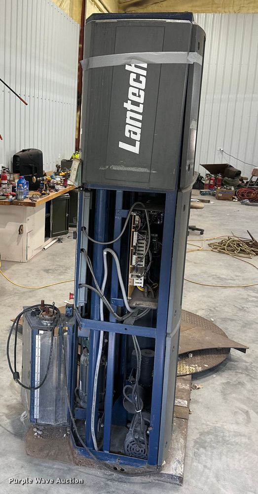 image for item ML9121 Lantech Q-200  shrink wrap machine