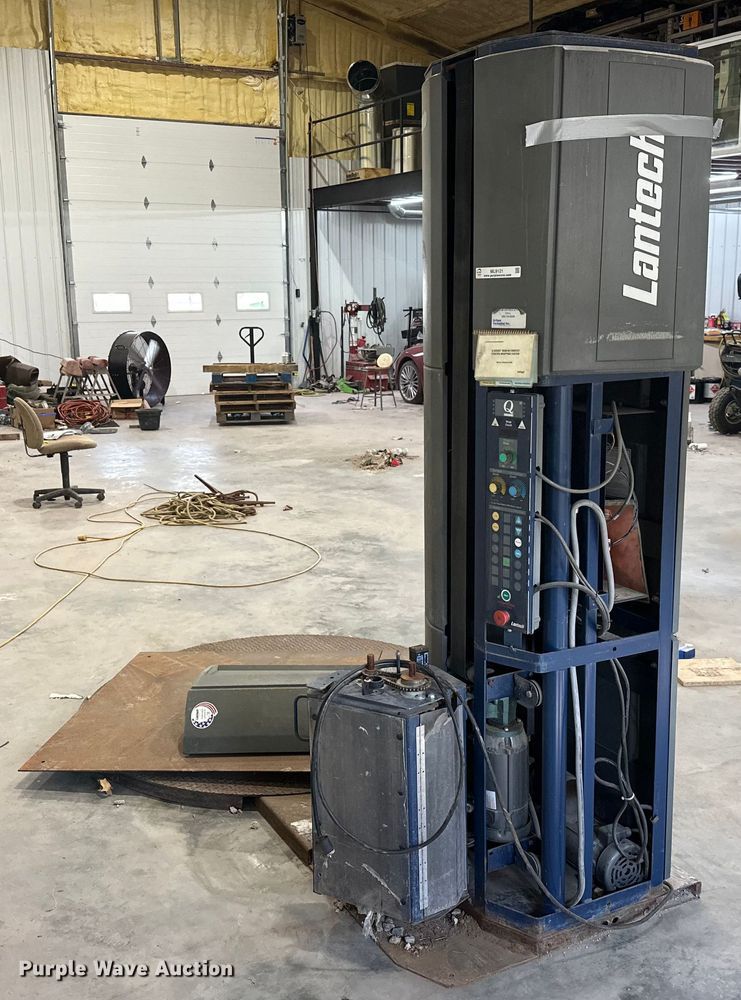 image for item ML9121 Lantech Q-200  shrink wrap machine