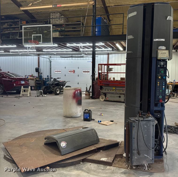 image for item ML9121 Lantech Q-200  shrink wrap machine