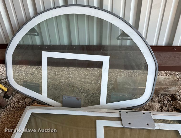 image for item ML9122 Sporting goods