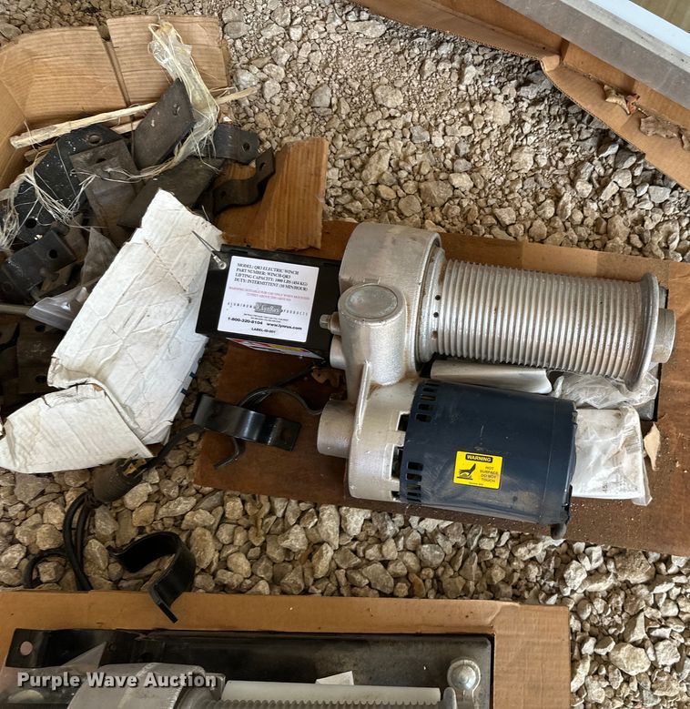 image for item ML9122 Sporting goods