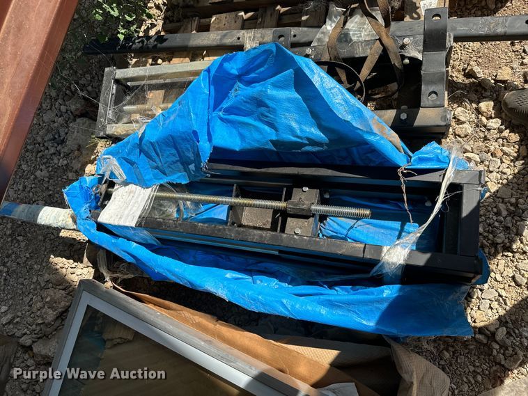 image for item ML9122 Sporting goods