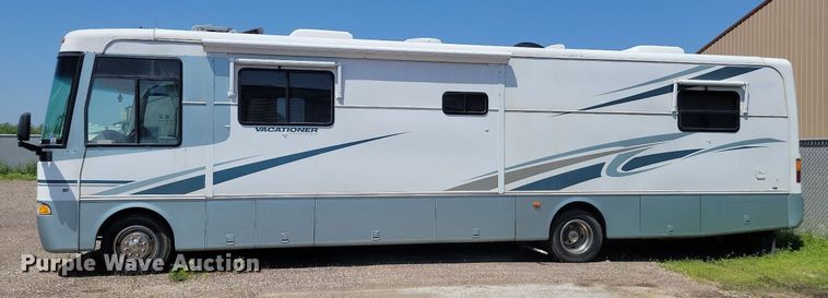 image for item ML9517 2002 Holiday Rambler Vacationer  RV