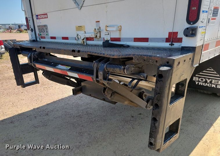 image for item ML9519 2018 Freightliner Business Class M2  box truck