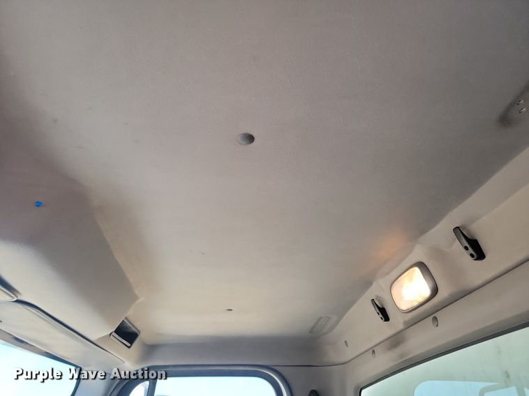 image for item ML9519 2018 Freightliner Business Class M2  box truck