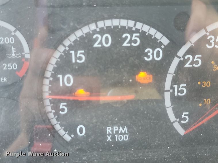 image for item ML9519 2018 Freightliner Business Class M2  box truck