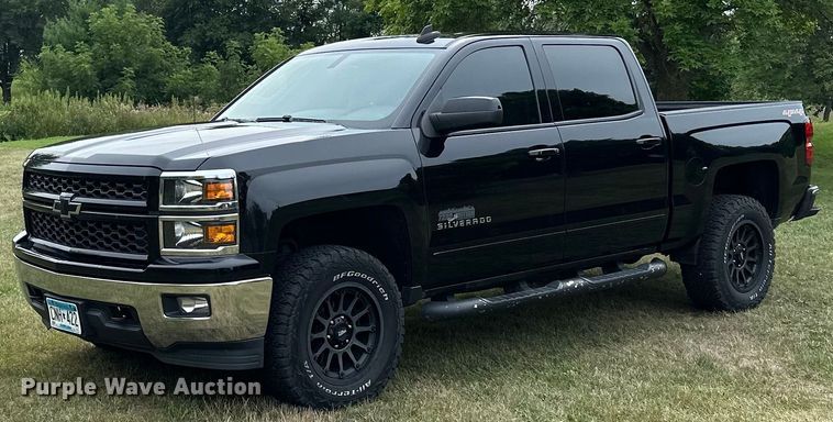 image for item MQ9338 2015 Chevrolet Silverado 1500  Crew Cab pickup truck