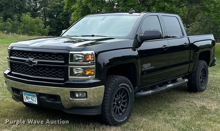 image for item MQ9338 2015 Chevrolet Silverado 1500  Crew Cab pickup truck