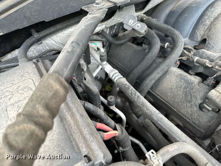 image for item MQ9338 2015 Chevrolet Silverado 1500  Crew Cab pickup truck