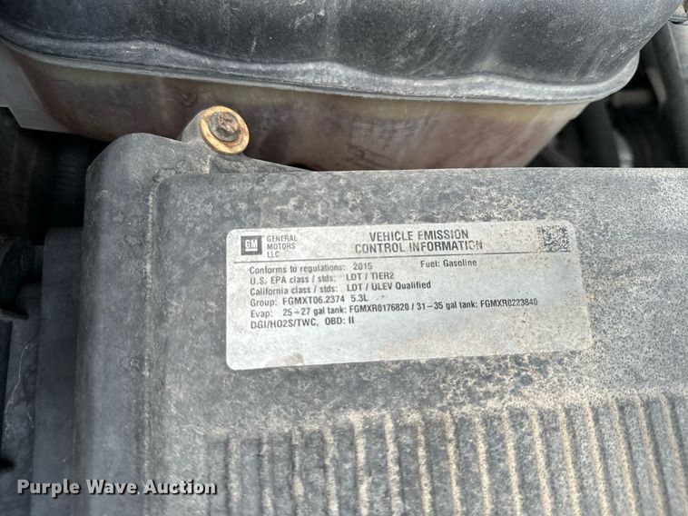 image for item MQ9338 2015 Chevrolet Silverado 1500  Crew Cab pickup truck