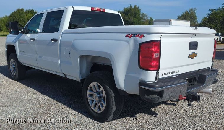 image for item MX9353 2019  Chevrolet Silverado 2500HD  Crew Cab pickup truck