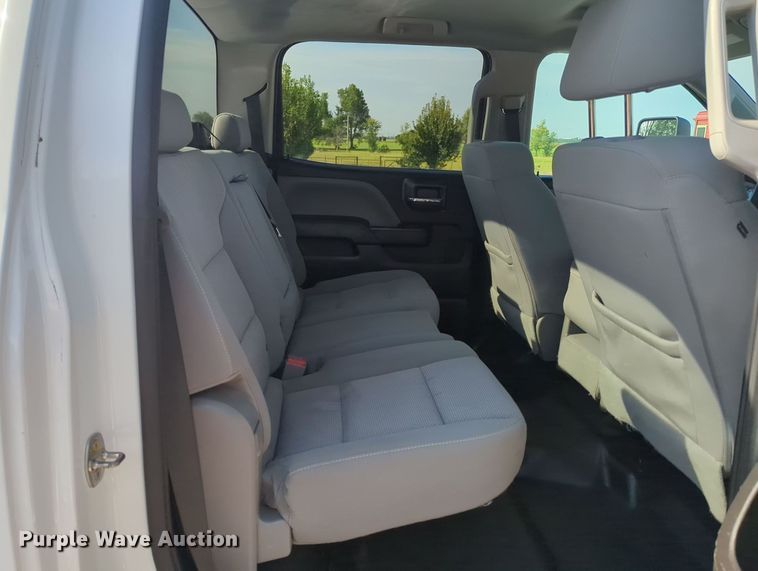 image for item MX9353 2019  Chevrolet Silverado 2500HD  Crew Cab pickup truck