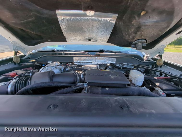 image for item MX9353 2019  Chevrolet Silverado 2500HD  Crew Cab pickup truck