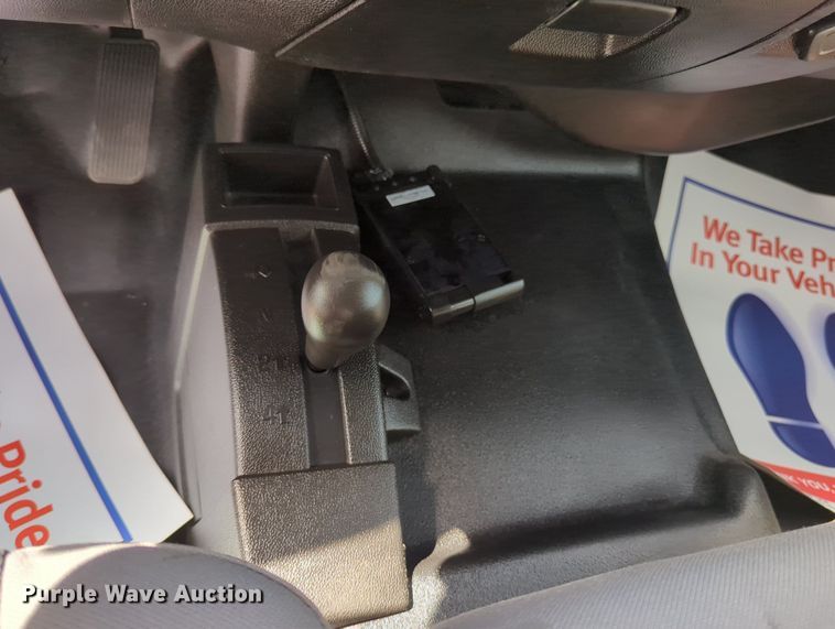 image for item MX9356 2015  Chevrolet Silverado 2500HD  Double Cab pickup truck cab and chassis